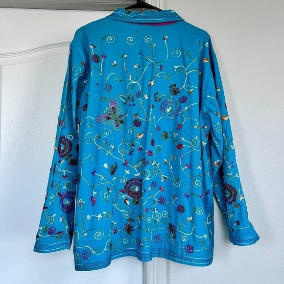 🦋 Vintage Beaded and Embroidered Butterfly and Flower Cotton Button-Up 🦋🌸 - Picture 4 of 10
